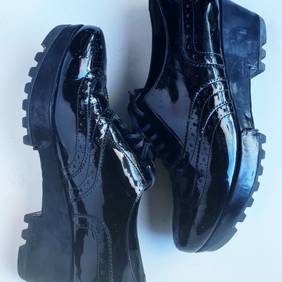 Robert Clergerie black patent shoes size 7 - Picture 3 of 4